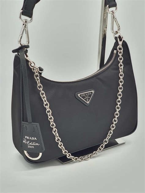 prada tote bag price singapore|pochette prada donna.